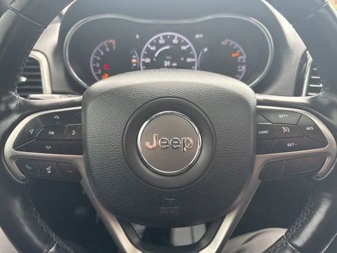 Certified 2020 Jeep Grand Cherokee Limited w/ Trailer Tow Group IV image 11