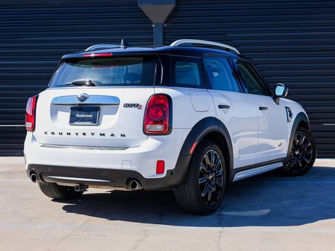 Used 2020 MINI Cooper Countryman S w/ Premium Package image 7