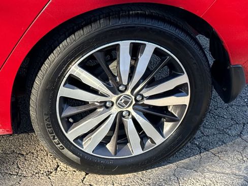 Used 2017 Honda Fit EX-L image 17