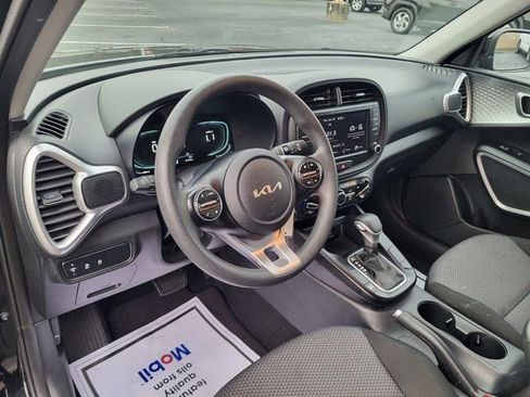 Used 2024 Kia Soul LX w/ Option Group 015 image 10