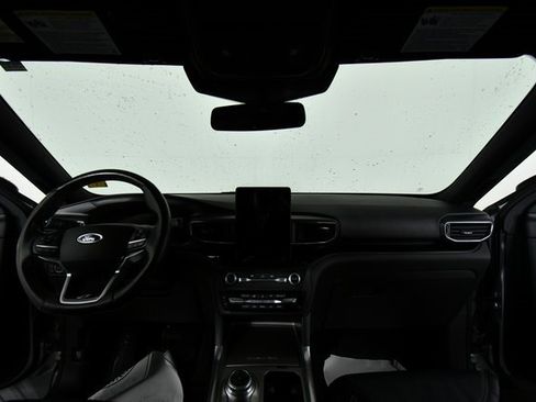 Used 2020 Ford Explorer ST w/ Premium Technology Package image 18