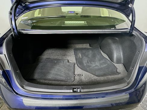 Used 2025 Toyota Corolla LE w/ Carpet Mat Package (TMS) FWD image 27