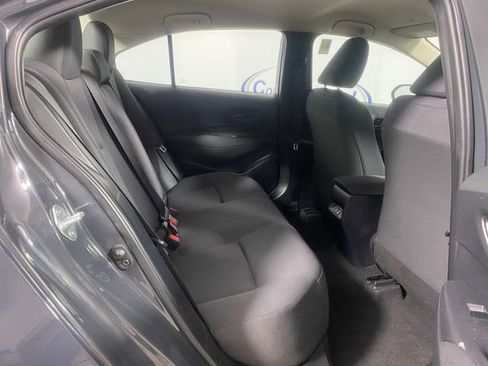 Used 2023 Toyota Corolla LE image 9