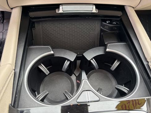 Used 2020 Mercedes-Benz GLE 350 4MATIC image 27