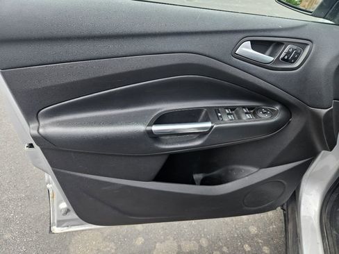 Used 2017 Ford Escape Titanium AWD/4WD image 12