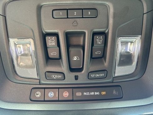 Used 2023 Chevrolet Silverado 1500 High Country w/ High Country Premium Package image 18