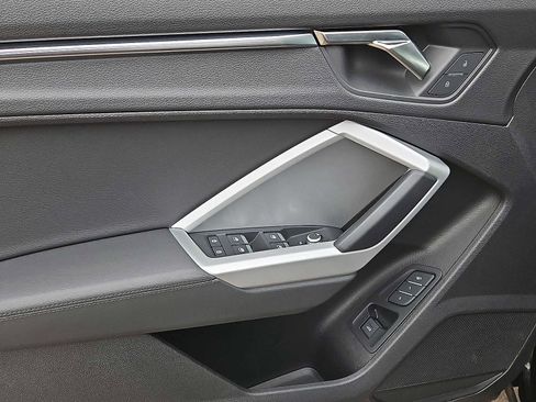 Certified 2022 Audi Q3 2.0T Premium Plus image 10