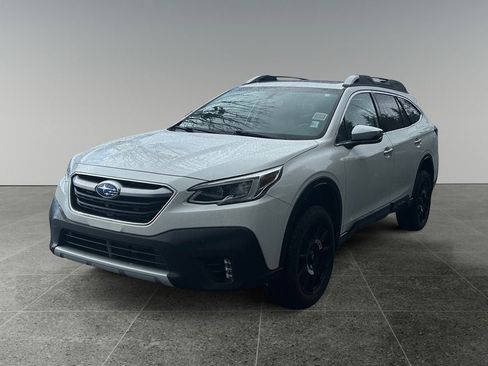 Used 2022 Subaru Outback Touring XT w/ Popular Package #2 AWD/4WD image 3