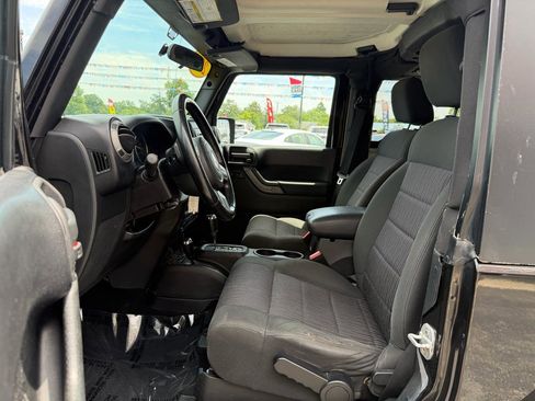Used 2012 Jeep Wrangler Sport AWD/4WD image 14