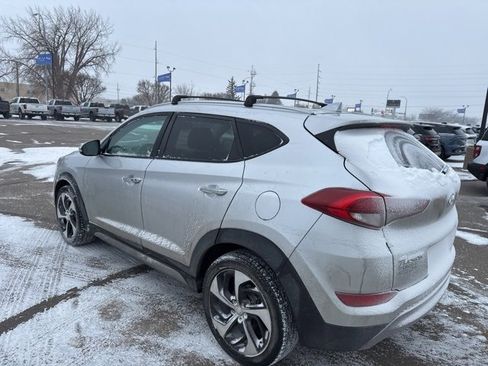 Used 2017 Hyundai Tucson Limited image 6