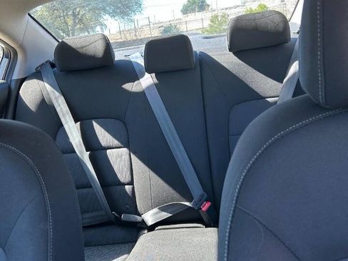 Used 2016 Kia Forte LX image 38