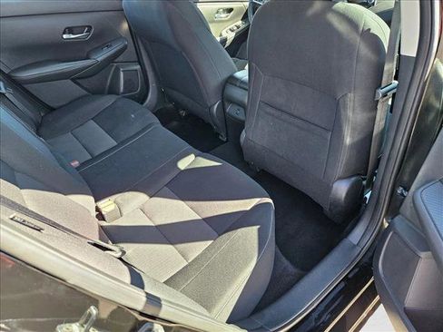 Used 2022 Nissan Sentra SV image 18