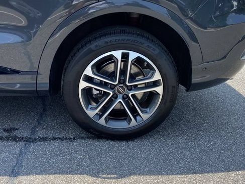 Used 2025 Audi Q5 Premium w/ Convenience Package AWD/4WD image 12