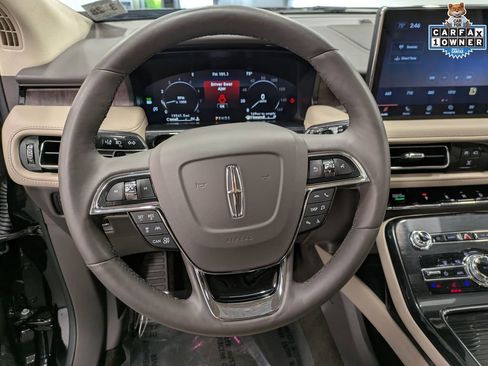 Used 2023 Lincoln Nautilus Reserve w/ Equipment Group 201A AWD/4WD image 21
