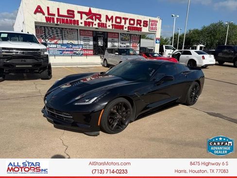 Used 2015 Chevrolet Corvette Stingray Coupe w/ Carbon Flash Badge Package RWD image 3