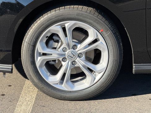 New 2025 Honda Accord LX image 30
