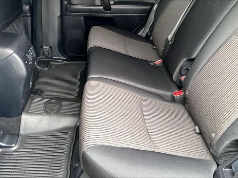 Used 2024 Toyota 4Runner TRD Off-Road image 16