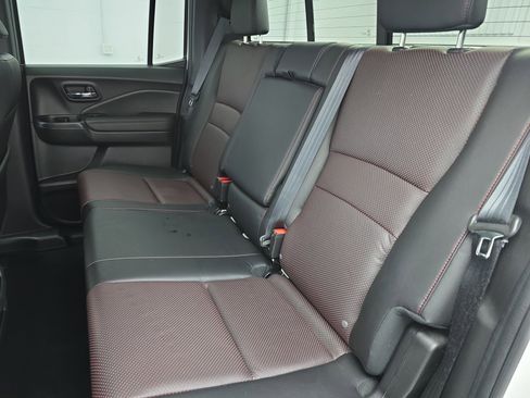 Used 2021 Honda Ridgeline Black Edition image 13