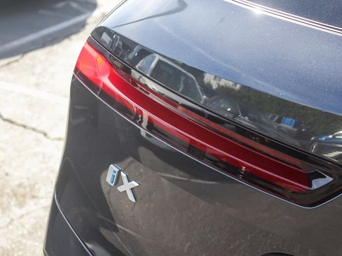 Certified 2023 BMW iX xDrive50 w/ Convenience Package image 7