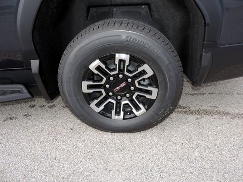 New 2026 GMC Sierra EV Elevation w/ Premium Package image 9