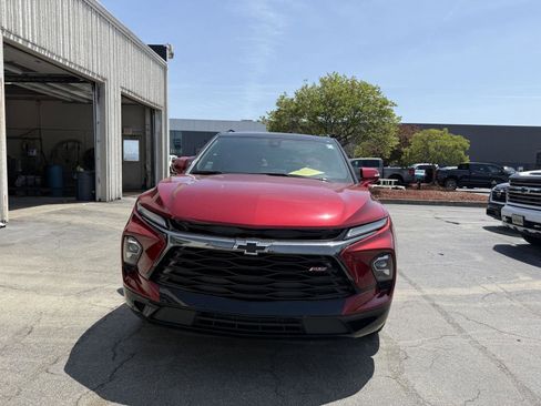 Used 2025 Chevrolet Blazer RS AWD/4WD image 8