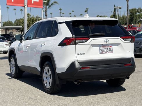 Certified 2025 Toyota RAV4 LE FWD image 43