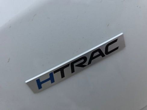 Certified 2025 Hyundai Tucson SE image 4