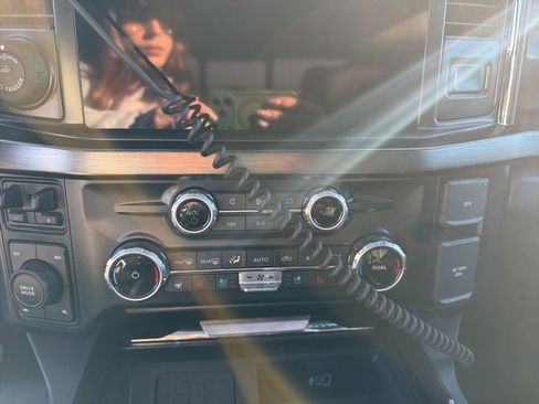 Used 2024 Ford F250 Lariat w/ Lariat Ultimate Package image 33