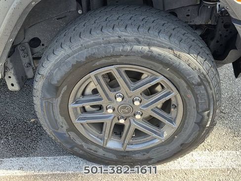 Used 2024 Jeep Wrangler Unlimited Sport AWD/4WD image 17