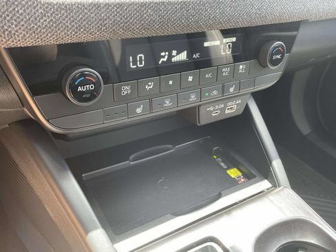 Certified 2026 Subaru Outback Limited w/ Premium/Limited Package AWD/4WD image 23