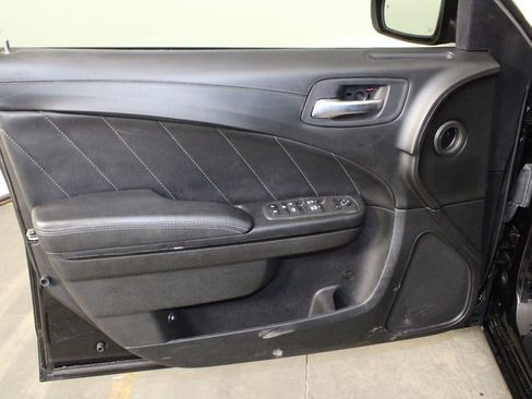 Used 2022 Dodge Charger SXT image 16