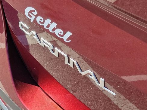 Used 2023 Kia Carnival SX Prestige image 12