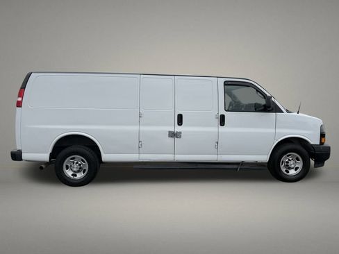 Used 2021 Chevrolet Express 2500 Work Van w/ Driver Convenience Package image 6