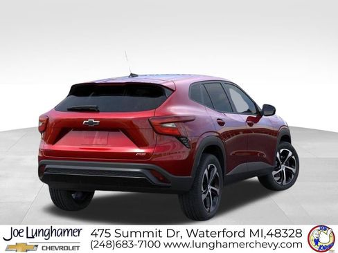 New 2026 Chevrolet Trax RS FWD image 4
