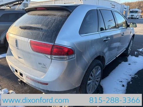 Used 2013 Lincoln MKX Base image 5