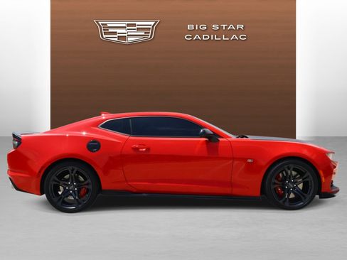 Used 2023 Chevrolet Camaro SS RWD image 6