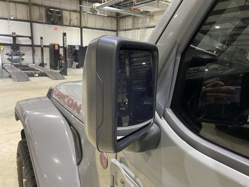 Used 2023 Jeep Gladiator Rubicon w/ LED Lighting Group AWD/4WD image 19