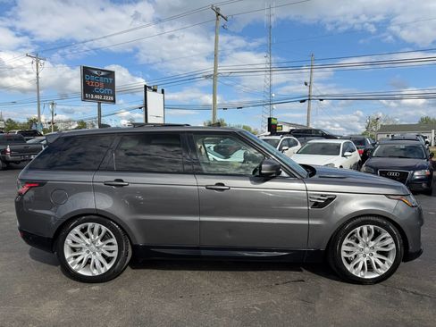 Used 2019 Land Rover Range Rover Sport HSE AWD/4WD image 2