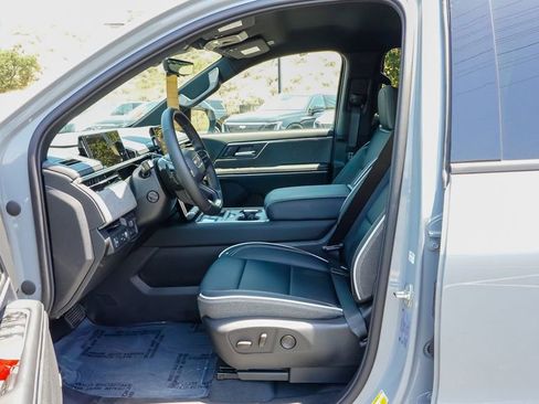 New 2026 GMC Sierra EV Elevation w/ Premium Package AWD/4WD image 13
