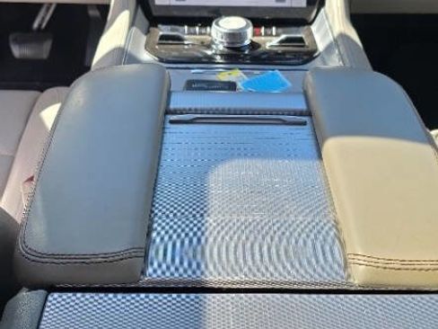 Used 2022 Jeep Grand Wagoneer Series I AWD/4WD image 29