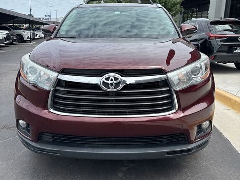 Used 2015 Toyota Highlander XLE FWD image 4