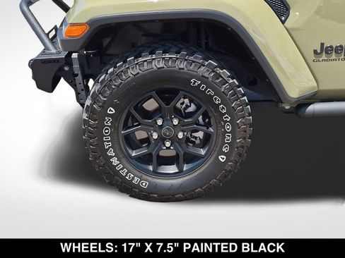 Used 2025 Jeep Gladiator Sport AWD/4WD image 11