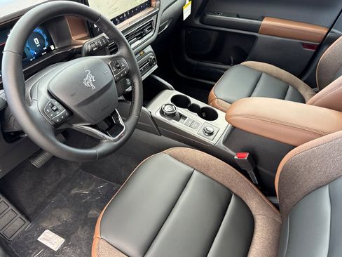 New 2025 Ford Bronco Sport Outer Banks w/ Outer Banks Tech Package+ image 11