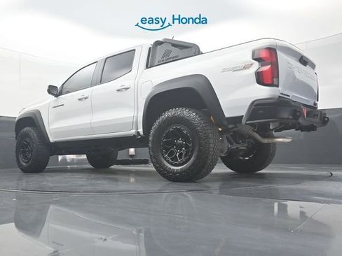 Used 2024 Chevrolet Colorado ZR2 w/ ZR2 Bison Edition AWD/4WD image 31