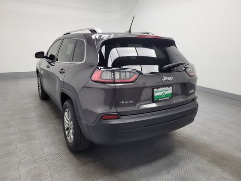 Used 2019 Jeep Cherokee Latitude Plus image 5
