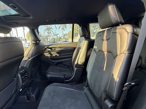 New 2025 Jeep Grand Cherokee L Altitude RWD image 13