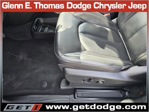 Certified 2023 Chrysler Pacifica Touring-L w/ S Appearance Package AWD/4WD image 23