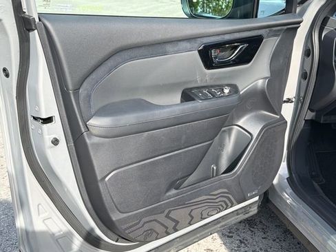 New 2026 Subaru Forester Limited image 17