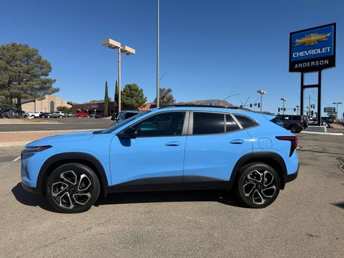 Certified 2024 Chevrolet Trax RS w/ Driver Confidence Package FWD image 10