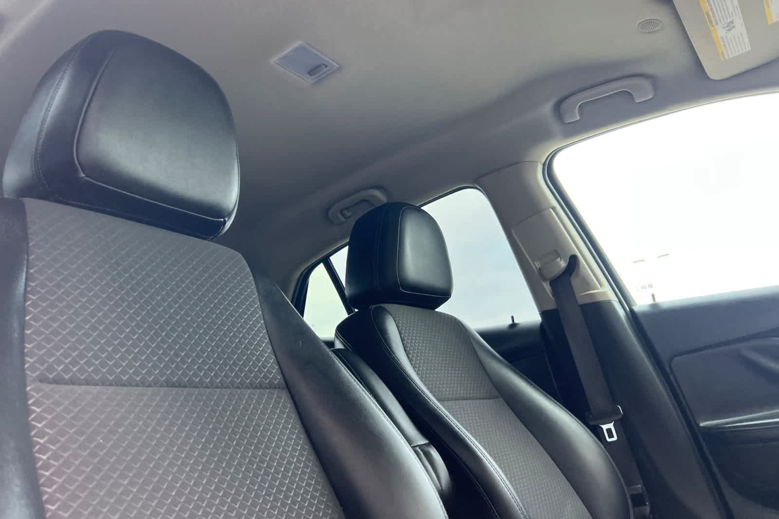 Used 2019 Buick Encore Preferred FWD image 17